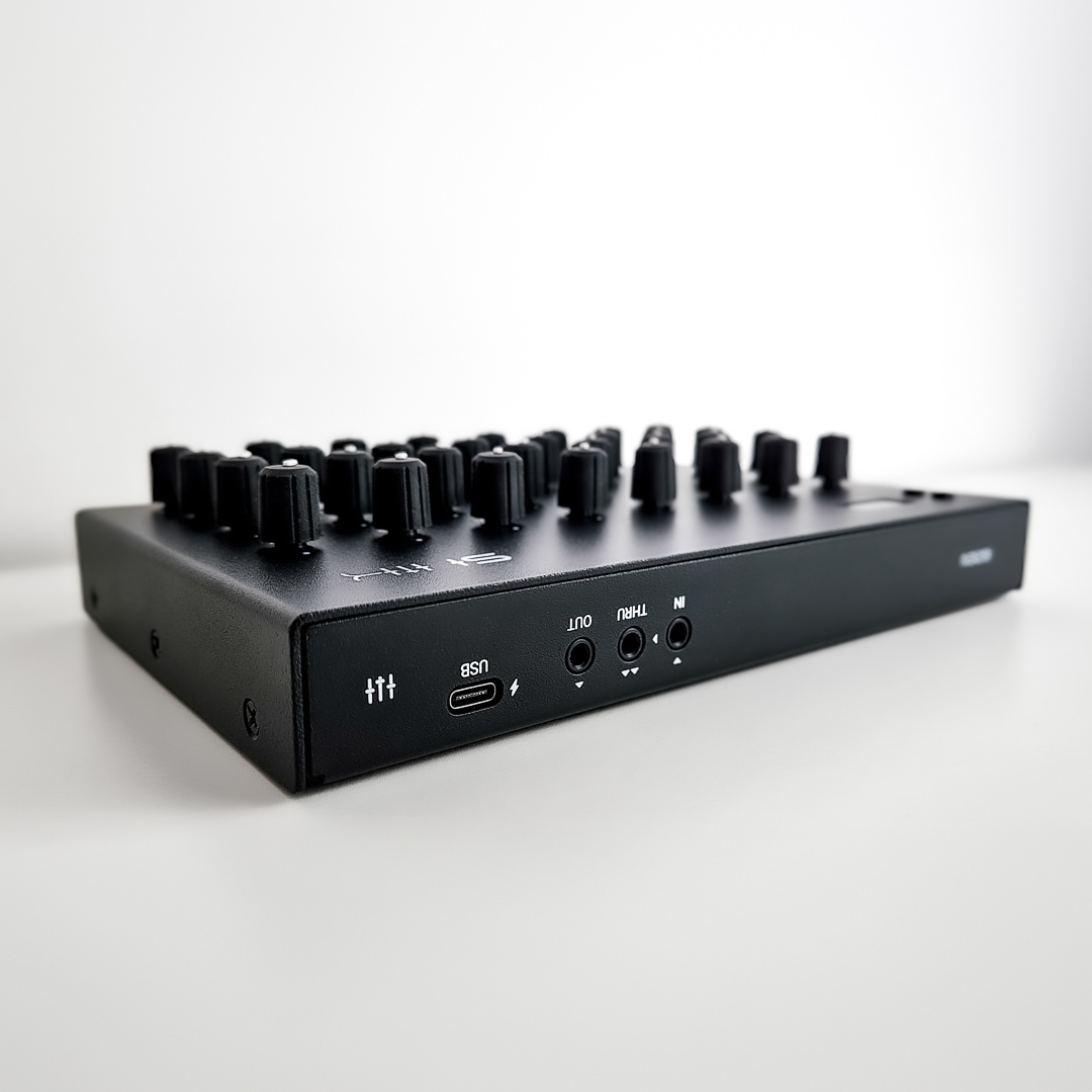 Shik N32B v3 Midi Controller