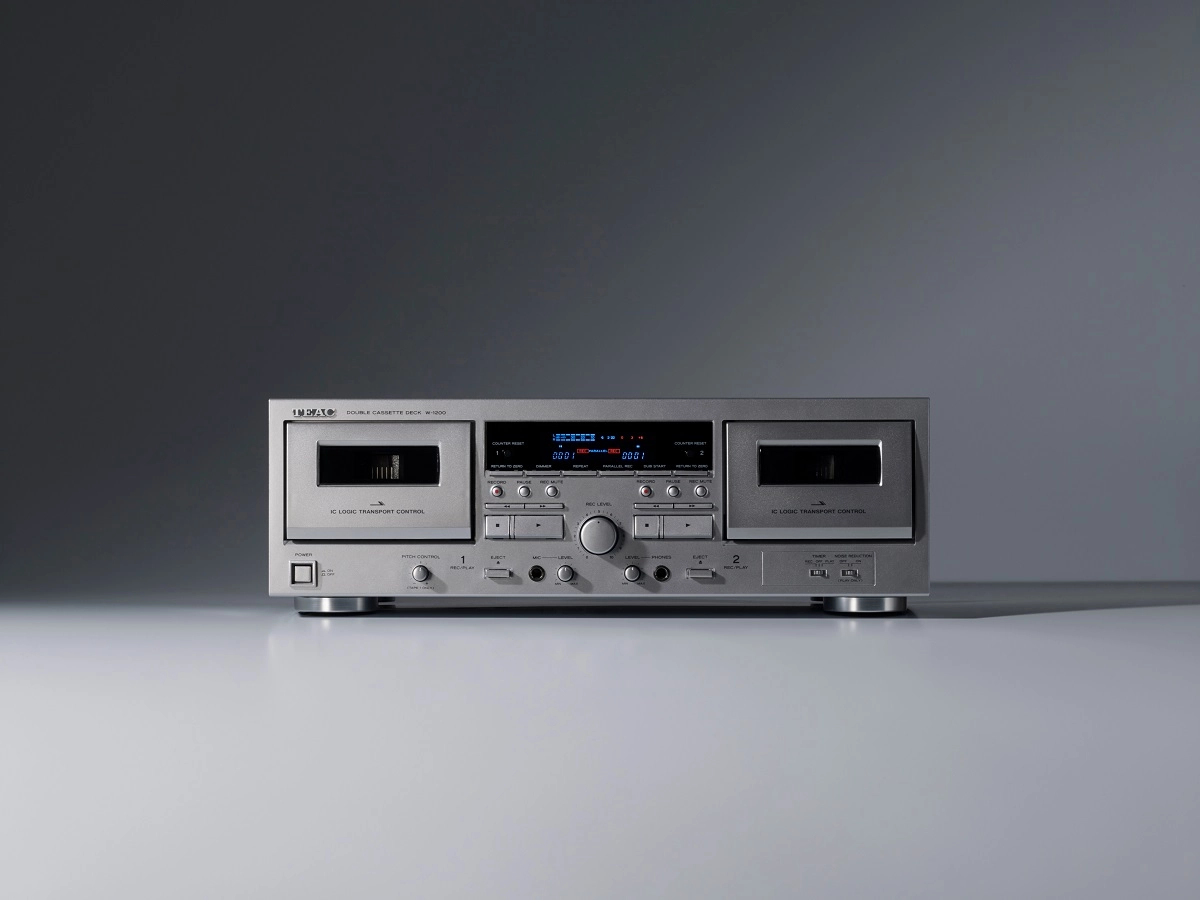 Teac W-1200 Double Cassette Deck Silver