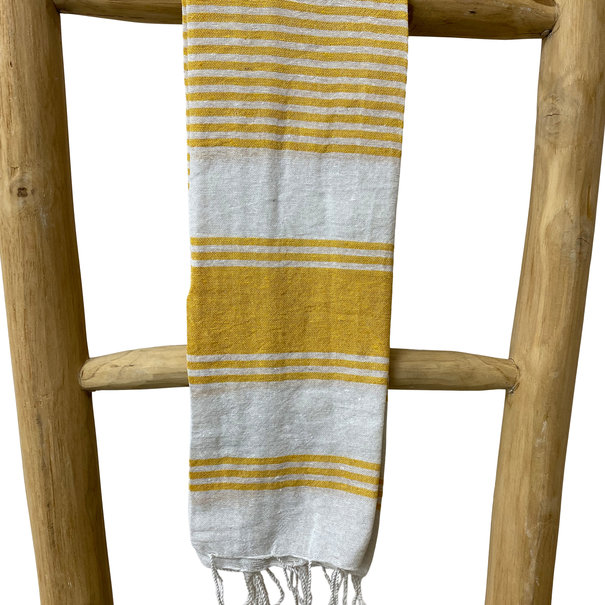 Take A Towel gerecyclede strandtas + hamamdoek Okergeel