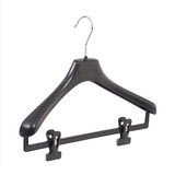 Mantelhanger - Kostuumhanger - Jassenhanger - Volwassenen - LX39 - 10 Stuks - Kunststof - Zwart - Gebogen Model - Schouderverbreding 4,2 cm - Anti-slip Knijpers - 39 cm - Kledinghanger - Kleerhanger - LX-Serie