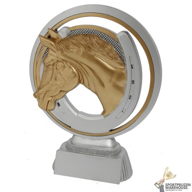 Paarden sport award in diverse hoogtes Paarden sport award in diverse hoogtes