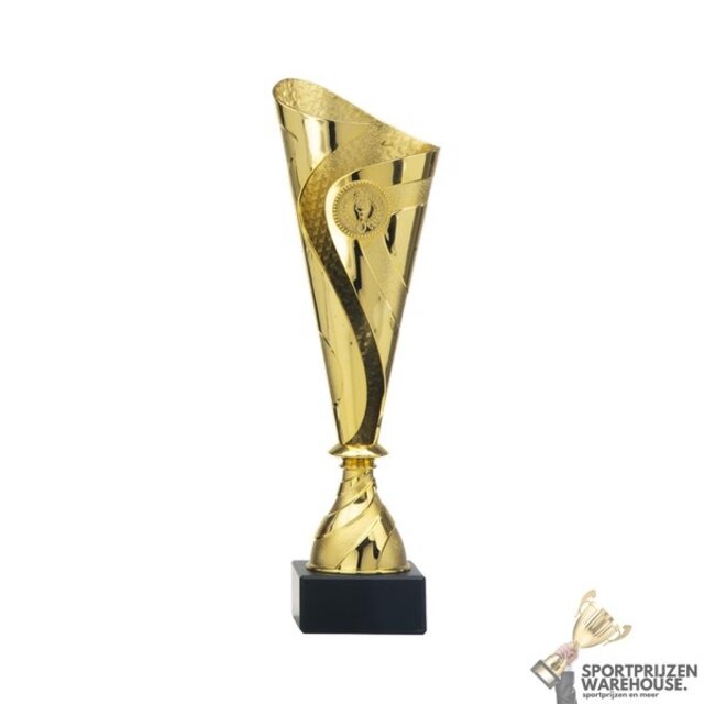 Beker in 3 kleuren met gravering Beker in 3 kleuren met gravering