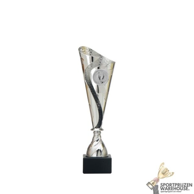 Beker in 3 kleuren met gravering Beker in 3 kleuren met gravering