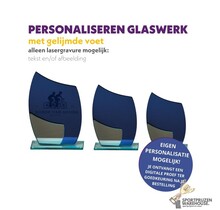 Blauwe trofee van glas