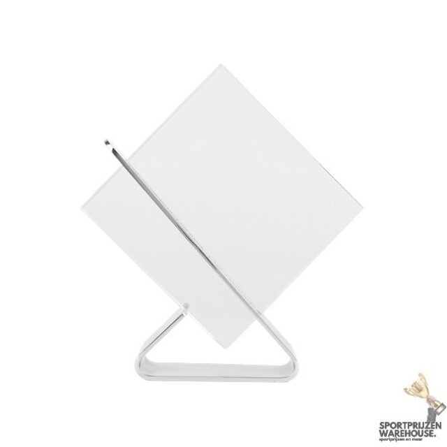 Trofee van glas met uniek ontwerp - Nadia