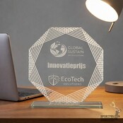 Luxe glazen award - met graveeropties - W101