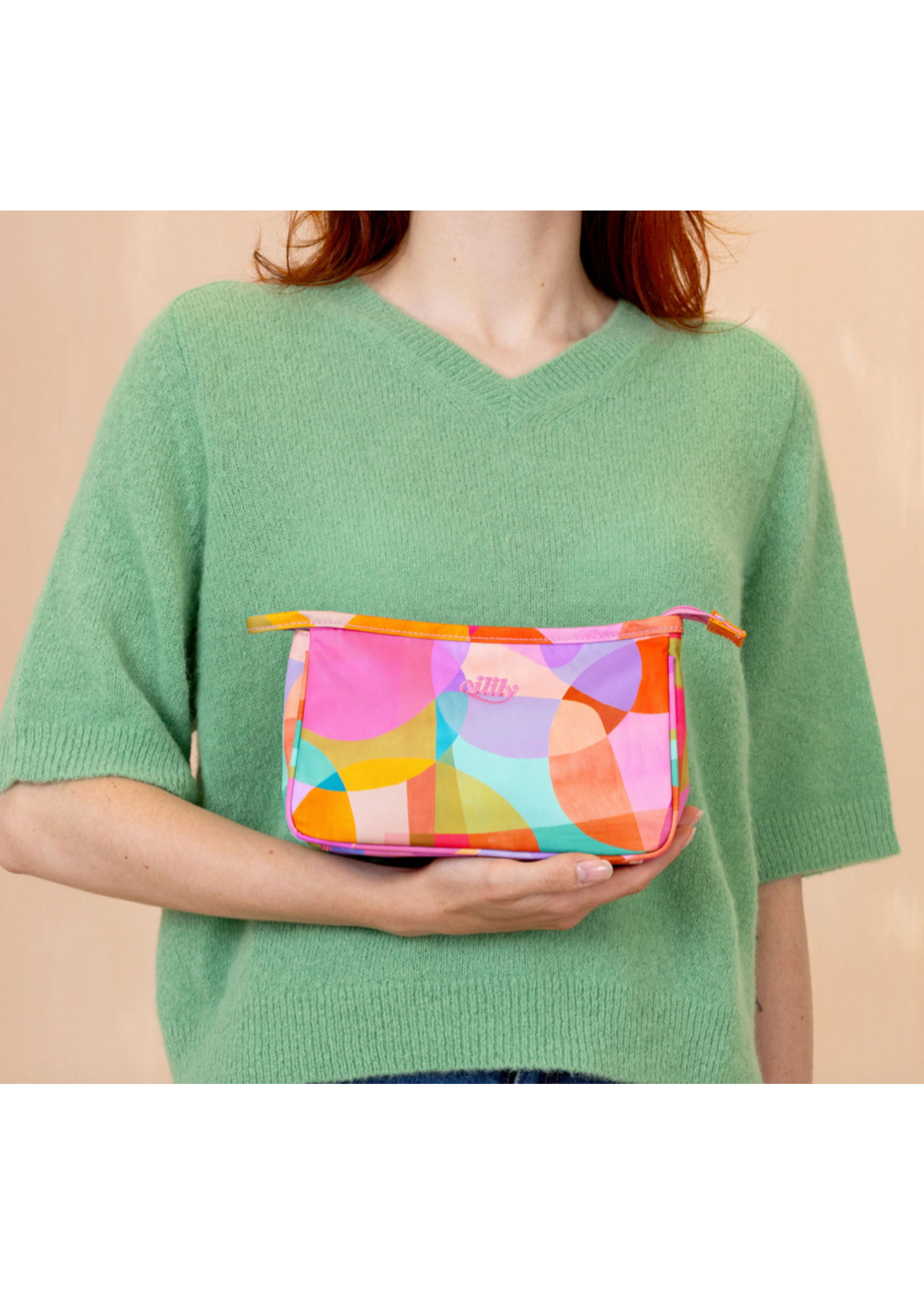 Oilily Oilily Medium Cosmetic Bag Sassy Circles Calan Prism Pink
