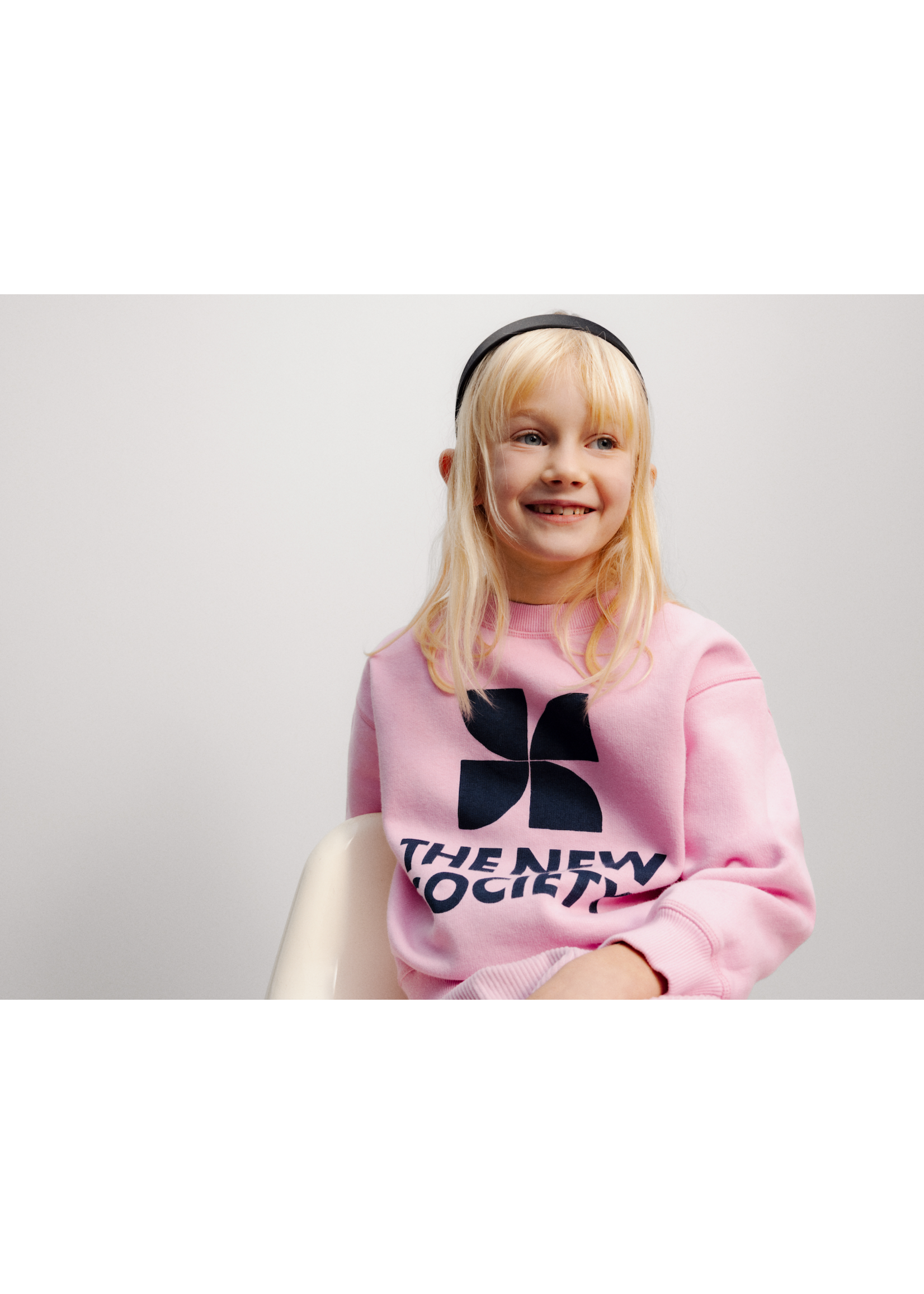The New Society TNS Sweater Logo Lila Chifon