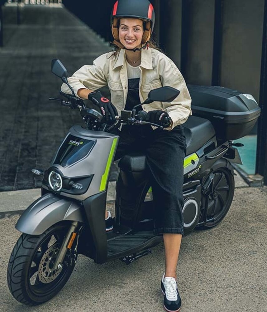 Silence Silence S02 90 km/u elektrische motorscooter Silence Silence S02 90 km/u elektrische motorscooter