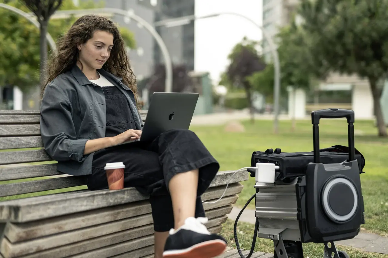 Silence Noodbatterij Pakket + Omvormer Silence Noodbatterij Pakket + Omvormer