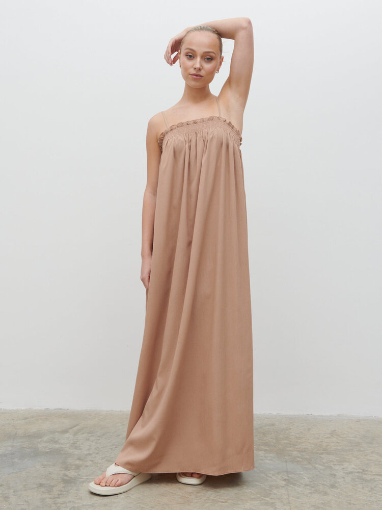 Pretty Lavish ada chiffon maxi dress - biscuit