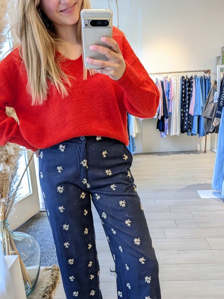 Moss Copenhagen hila v-neck pullover - red