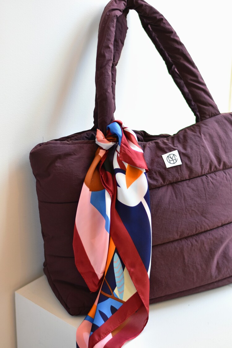 Sillie satin scarf - bordeaux rand