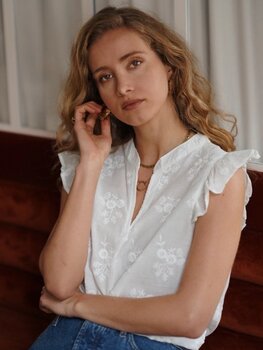 Sillie cap sleeve embrouidery top - white