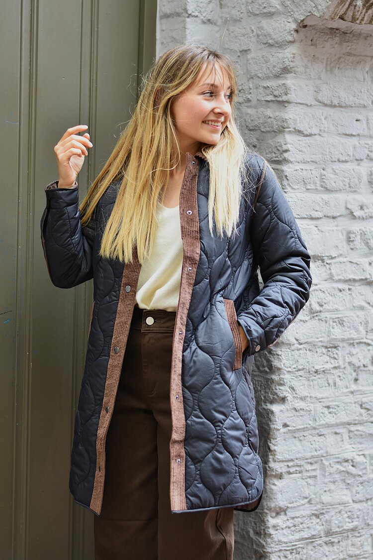 Pepe Jeans paola coruroy detail midi coat - black