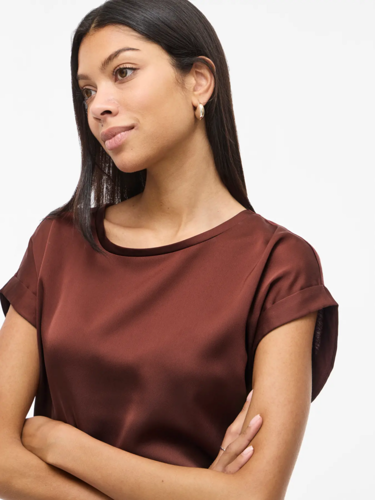 Vila Clothes viellette satin t-shirt - burnt red