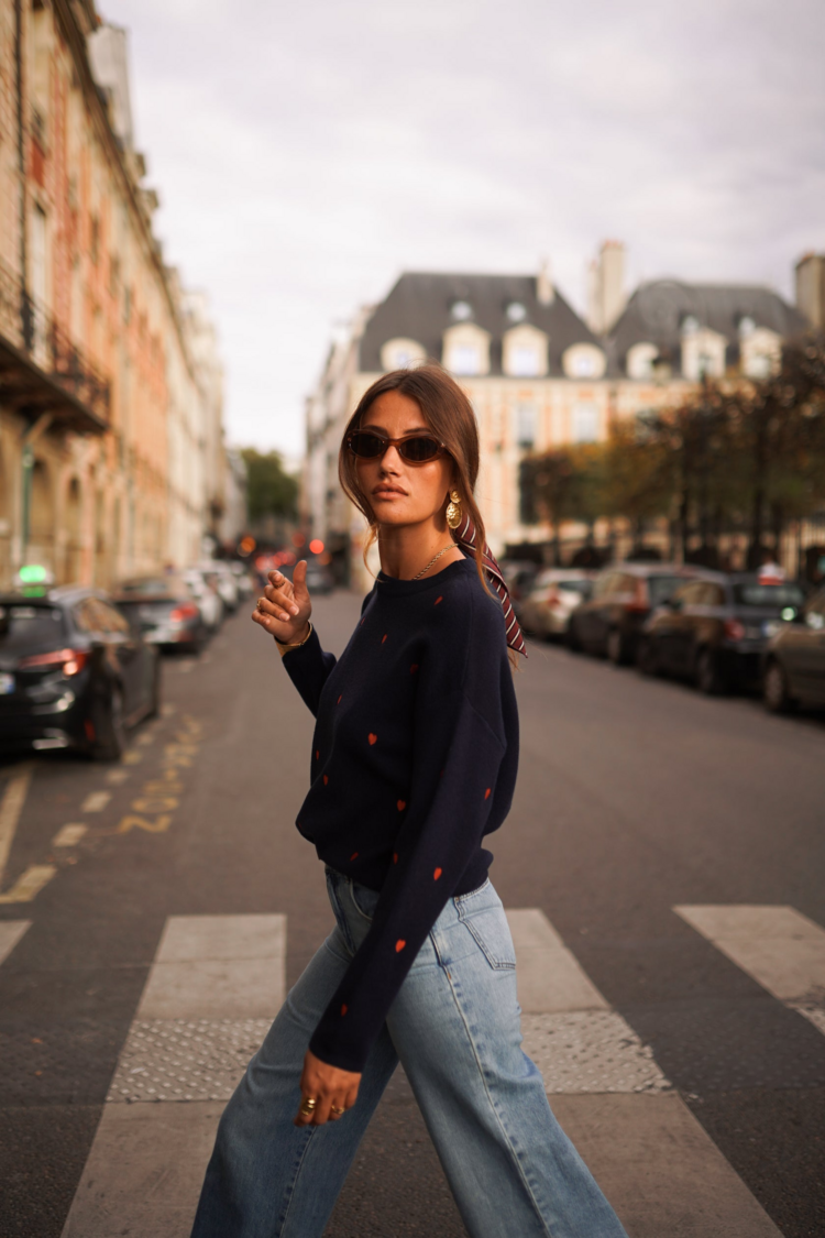 Sillie heart embroidered sweater - navy