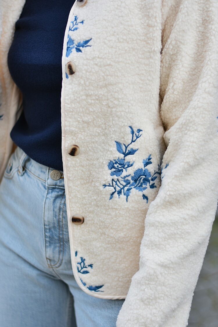 Vila Clothes viada embroidered teddy jacket