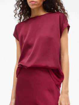 Vila Clothes viellette satin t-shirt - framboos