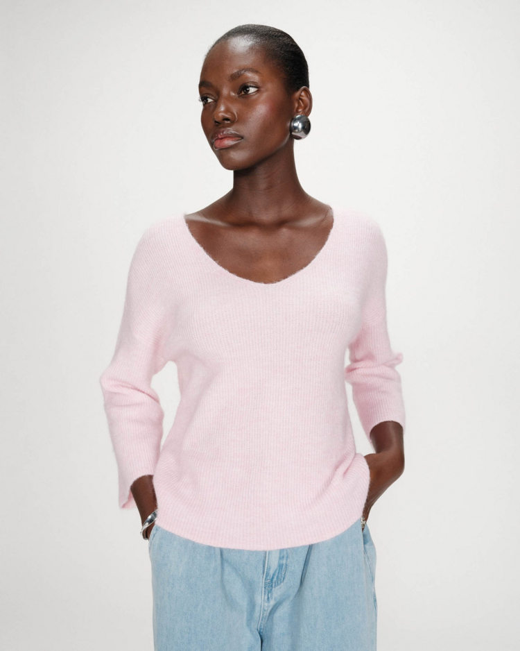 Grace & Mila vicenzo v-neck sweater - baby pink