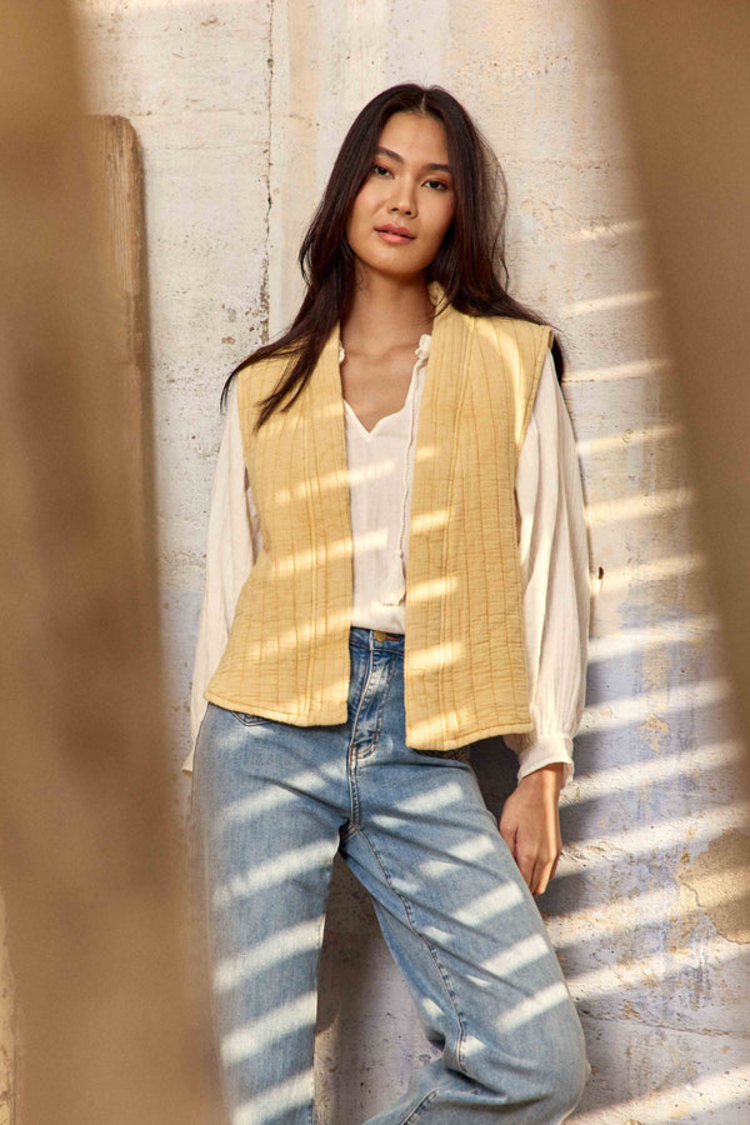 La petite étoile vivie sleeveless vest - yellow