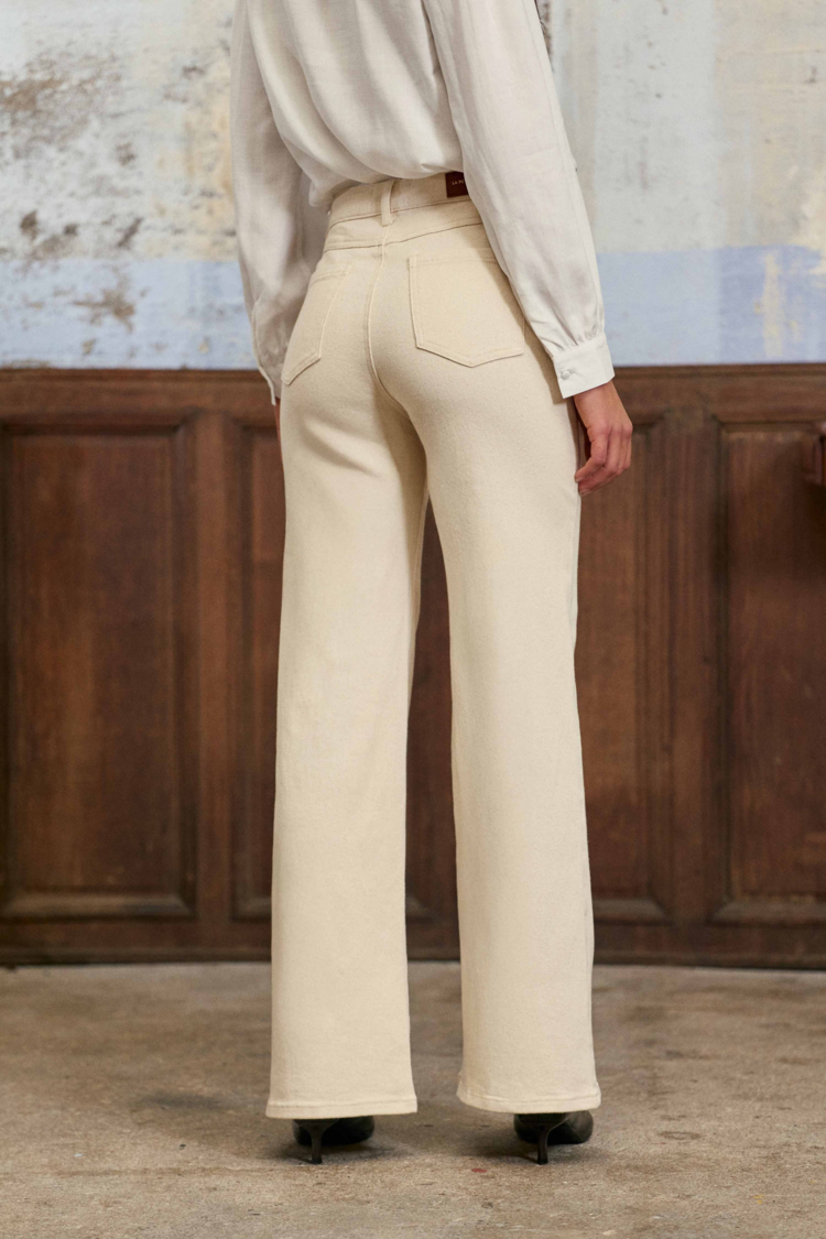 La petite étoile peytond flare jeans - beige