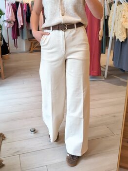 La petite étoile petrona jeans évasé - ecru