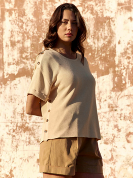 La petite étoile mau buttons deails sweater - beige