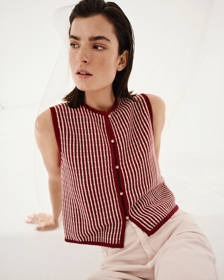 Moss Copenhagen priscilla stripe knit button top - burgyndy/white