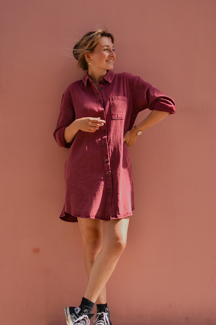Sillie long sleeve front pocket jeans dress - burgundy
