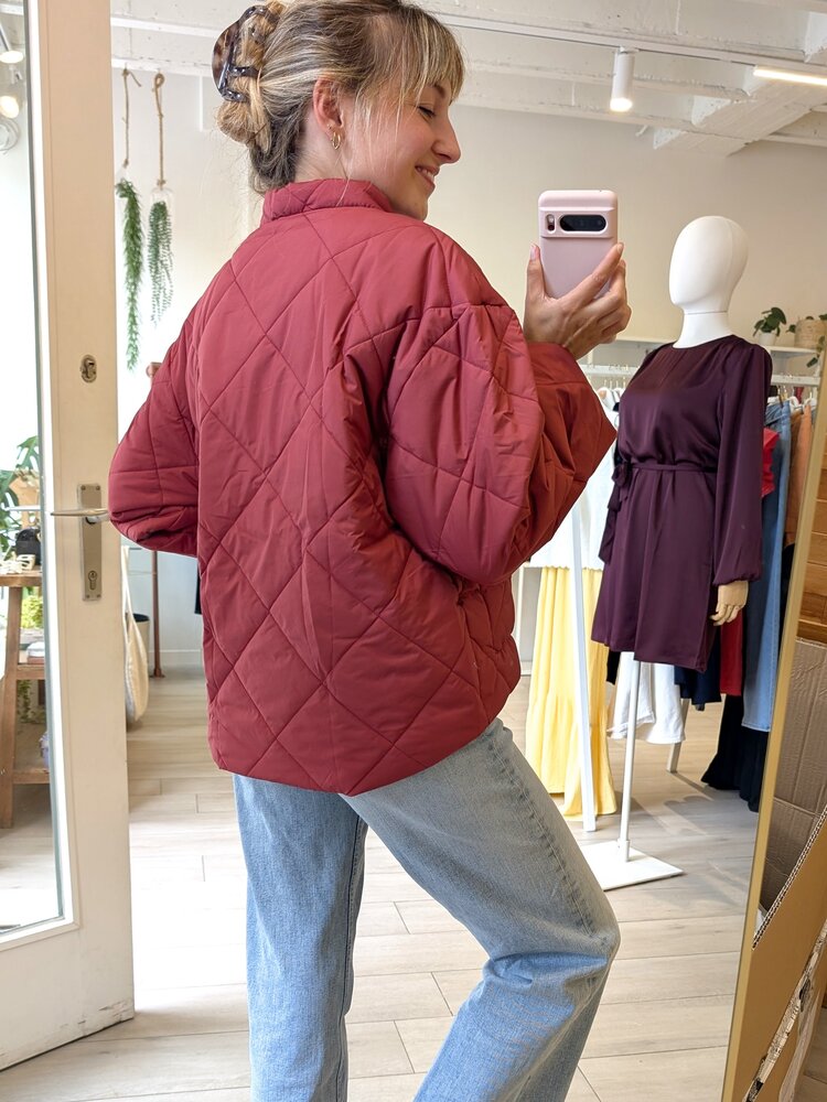 Sillie amandine quilted jacket- dark pink