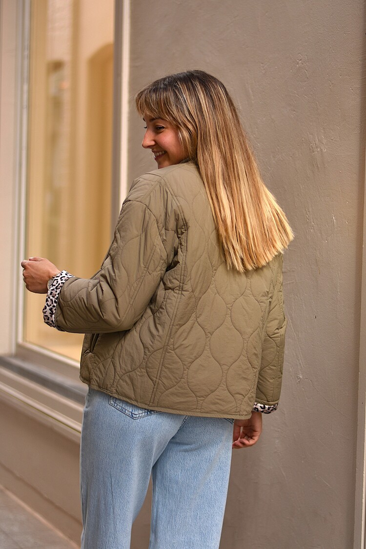 Sillie amandine quilted jacket- khaki