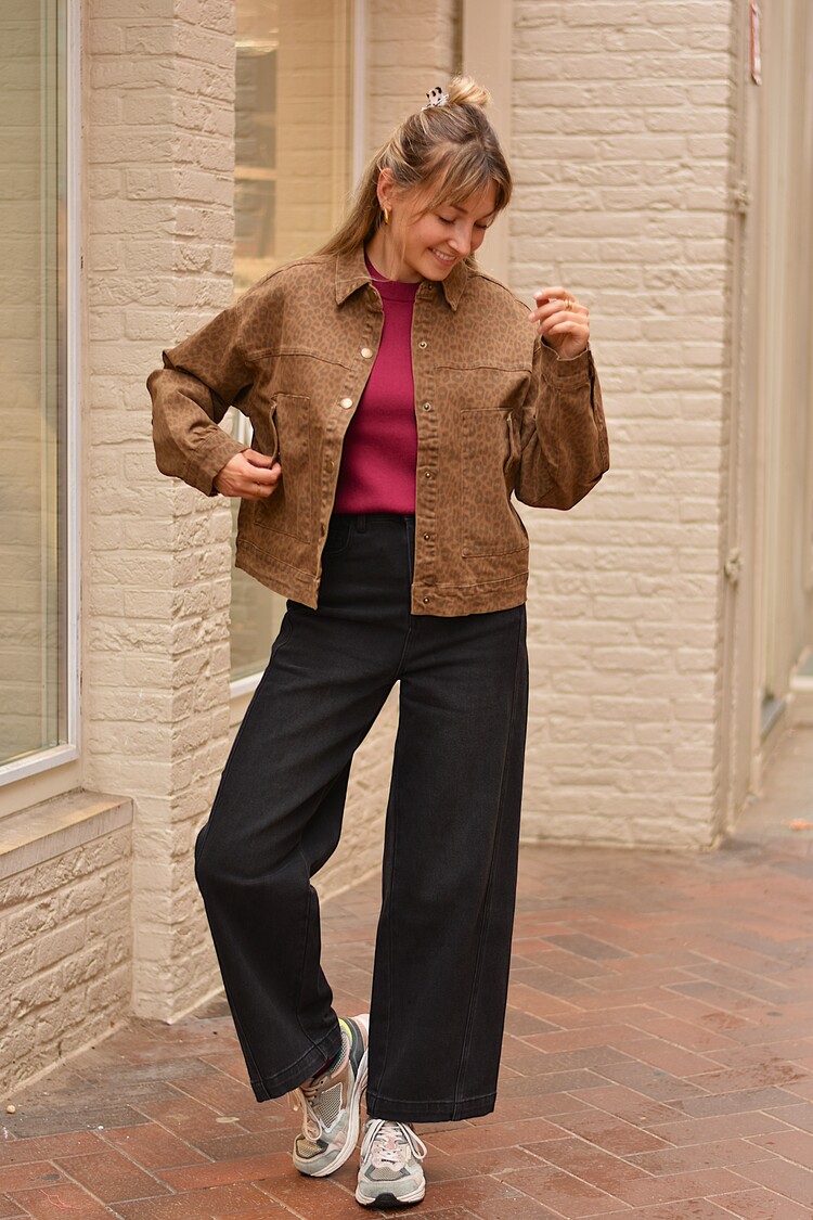 La petite étoile vera veste leopard
