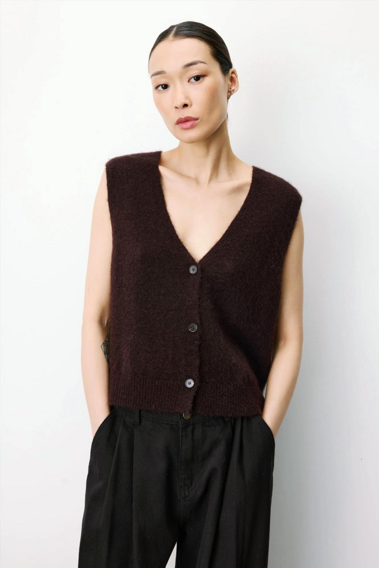Grace & Mila nars sleeveless vest - chocolat
