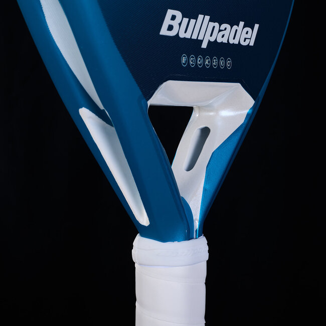 Bullpadel Pearl Cloud 25 Padelracket