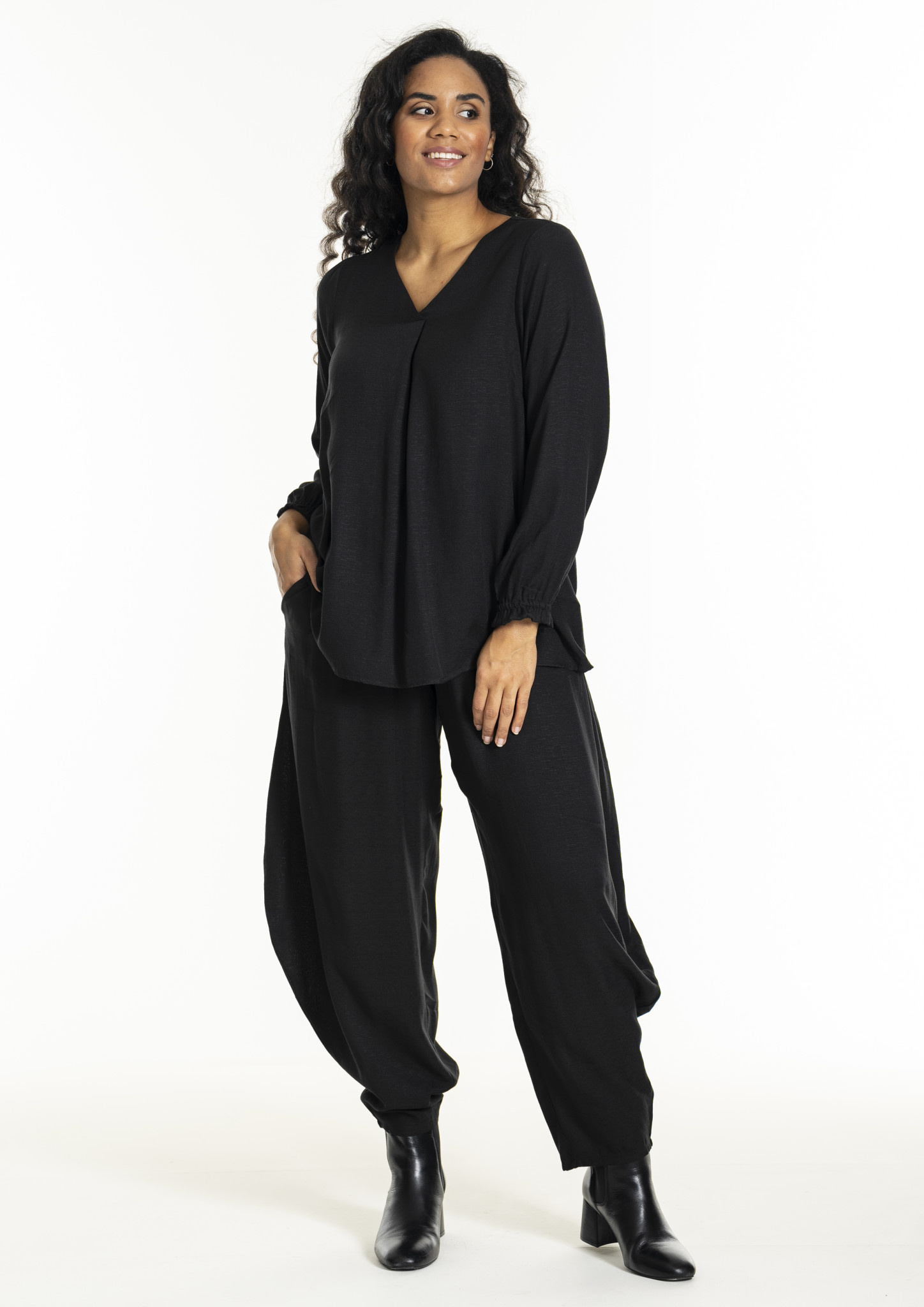 Studio SGreta Trousers