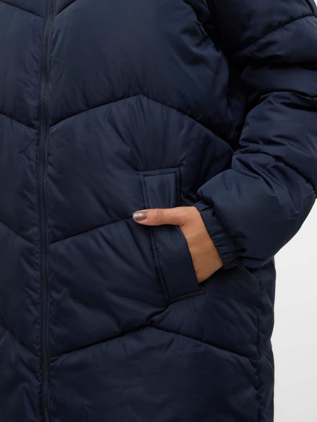 Vero Moda Curve VMCLIGARIO COAT CUR