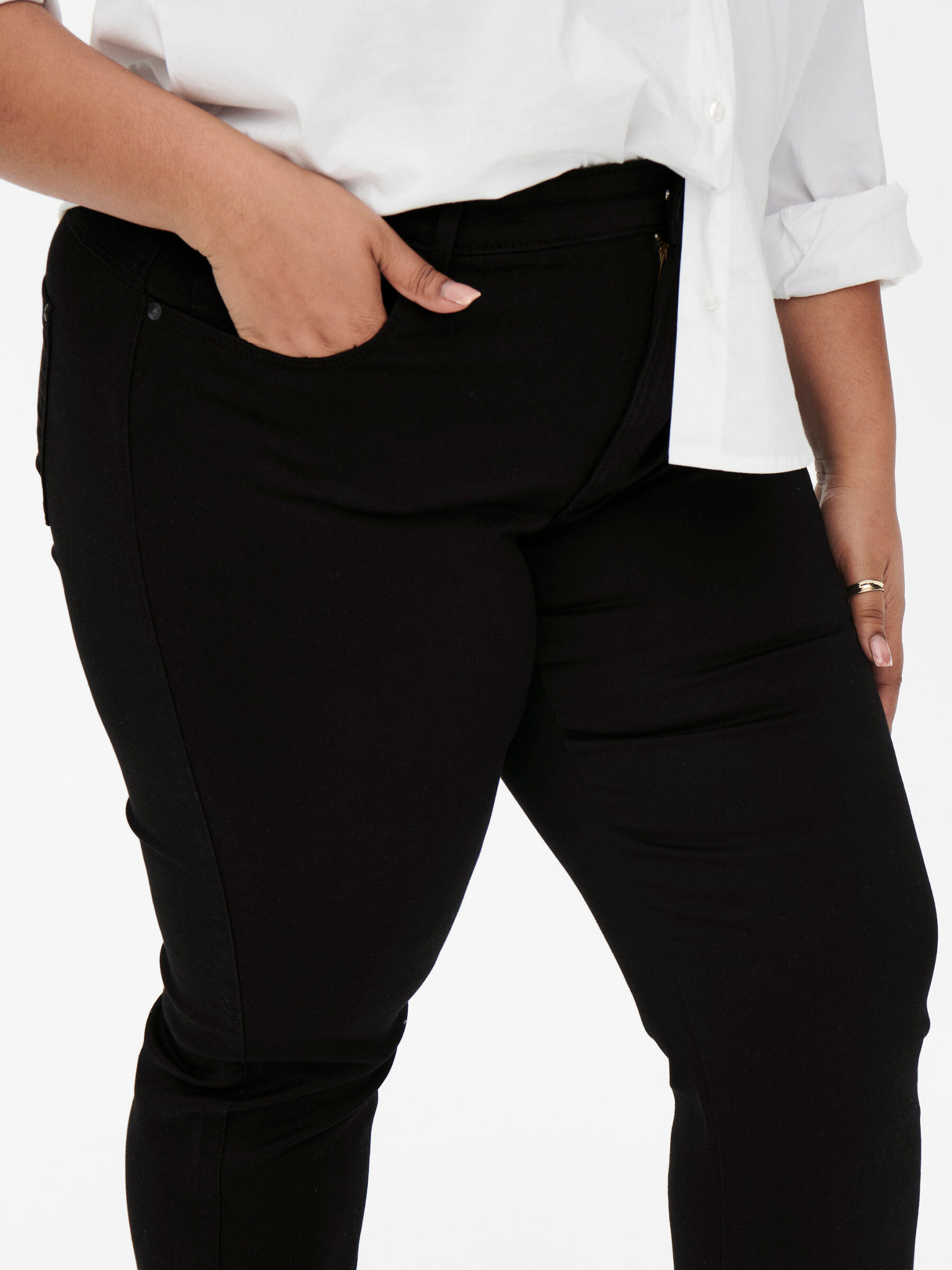 ONLY CARMAKOMA CARAUGUSTA HW ST DNM JEANS NOOS