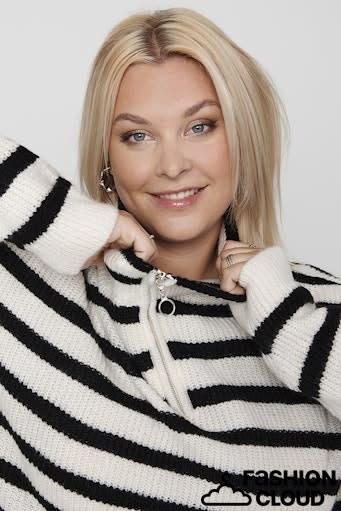 ONLY CARMAKOMA CARALFRIDA L/S HALF-ZIP KNT