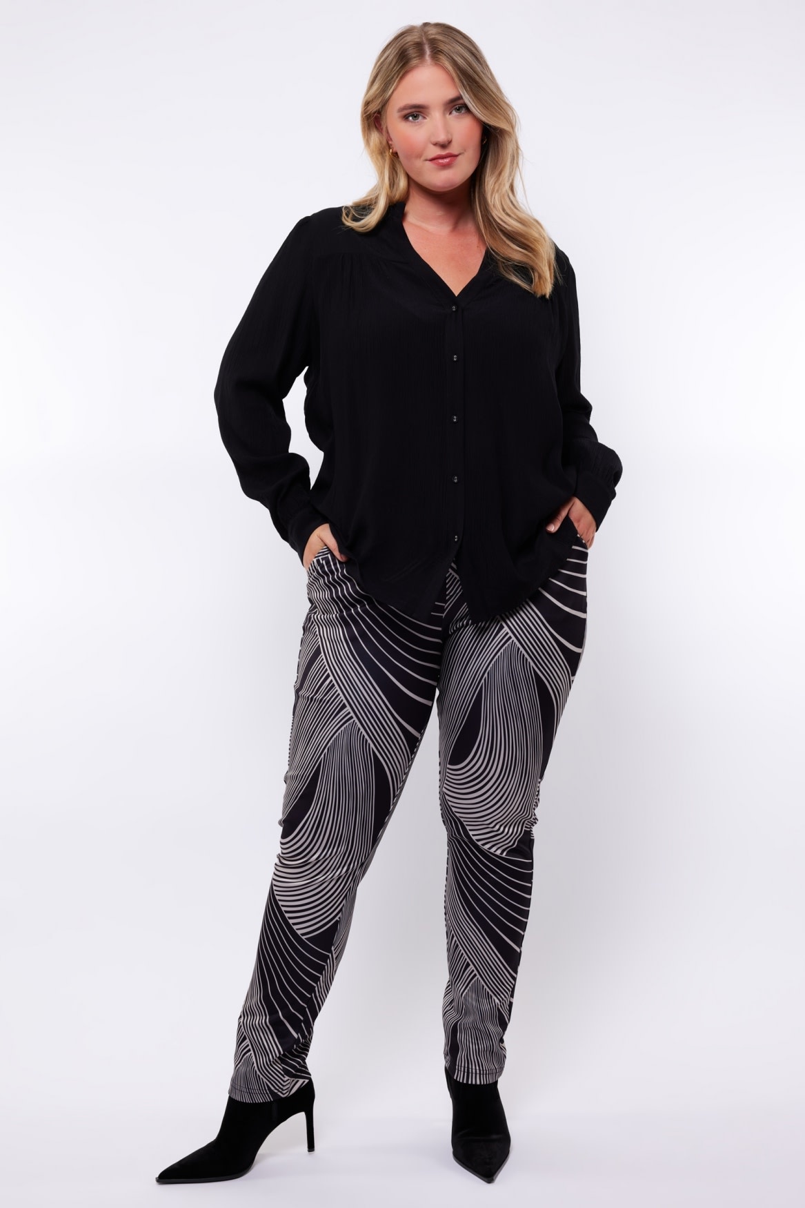 Exxcellent Becky pants