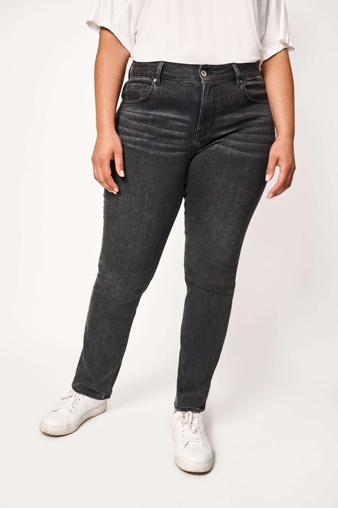 Exxcellent Katie straight leg jeans