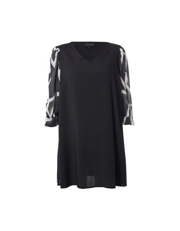 Studio SKyra Tunic with chiffon sleeves