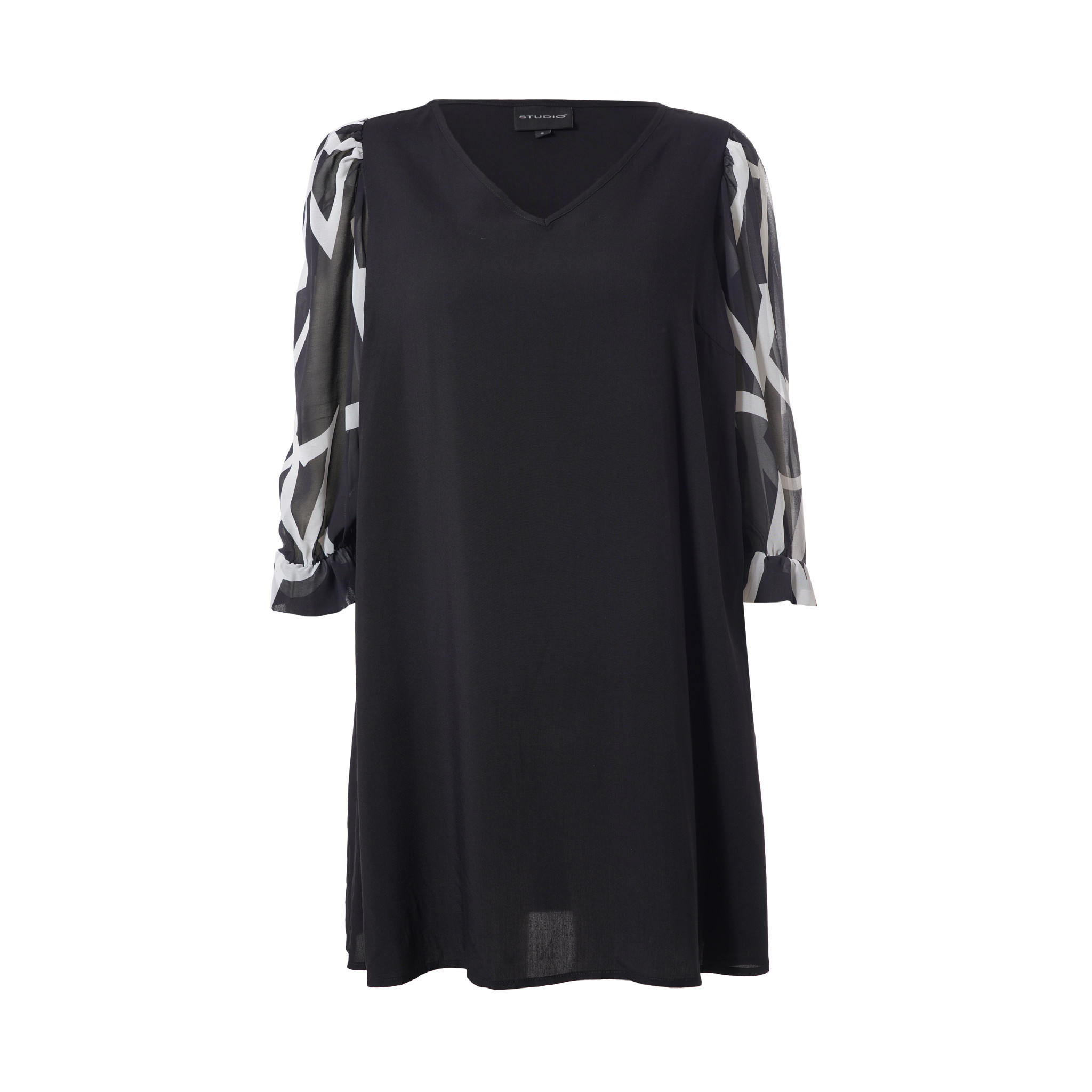 Studio SKyra Tunic with chiffon sleeves
