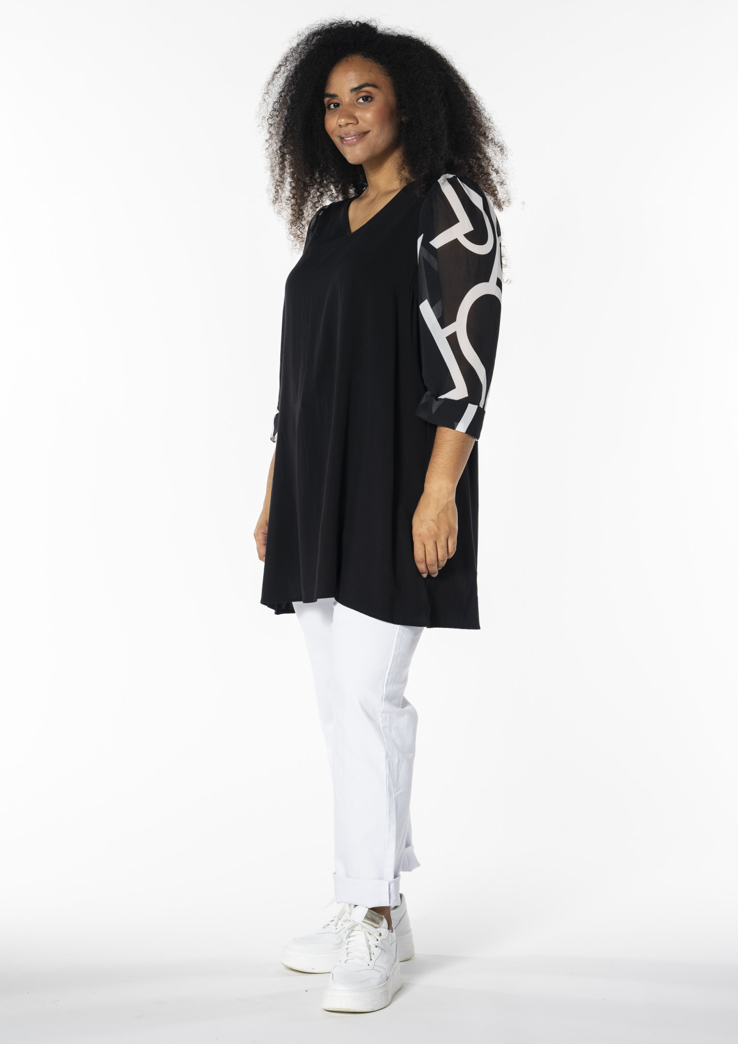 Studio SKyra Tunic with chiffon sleeves