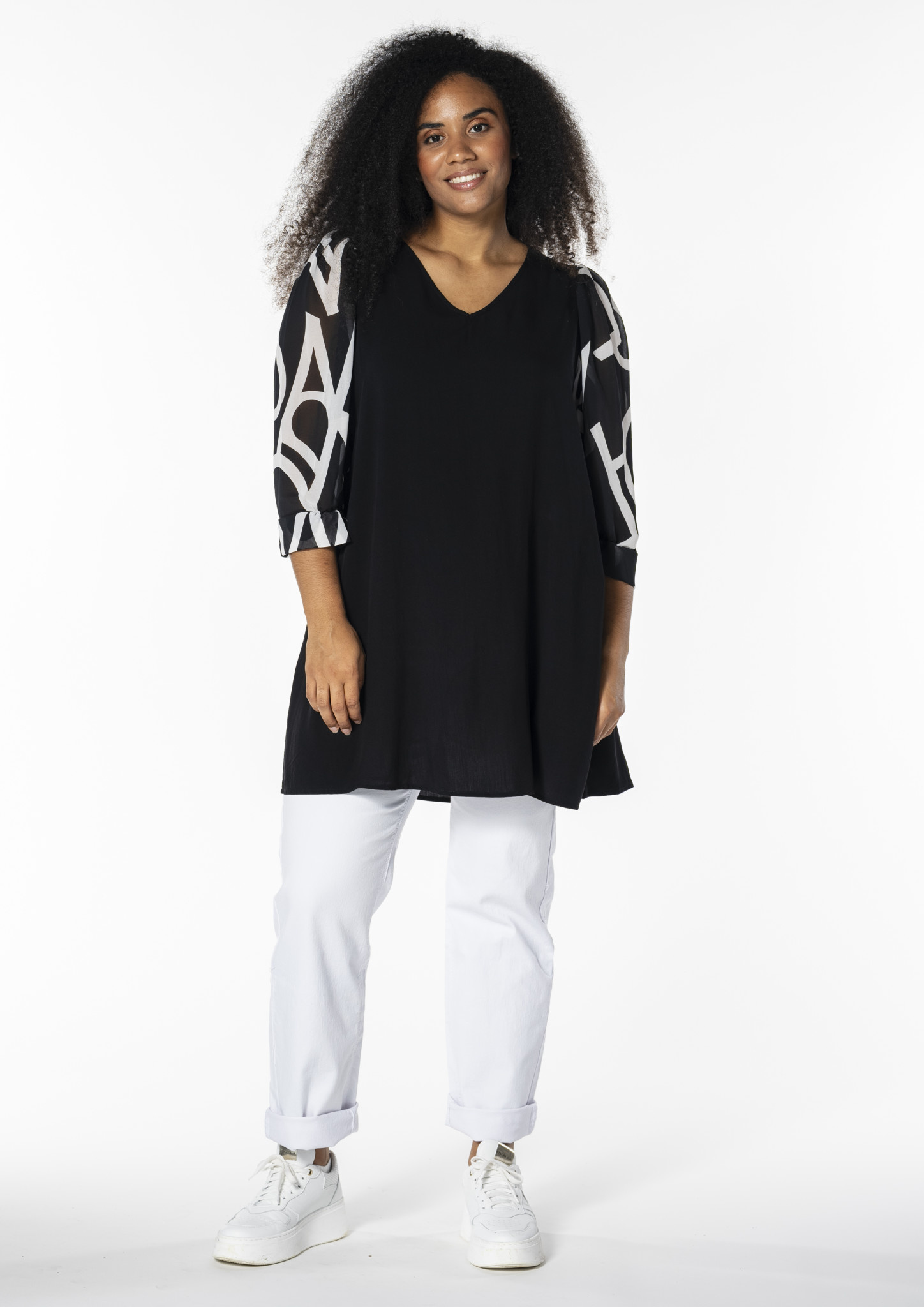 Studio SKyra Tunic with chiffon sleeves