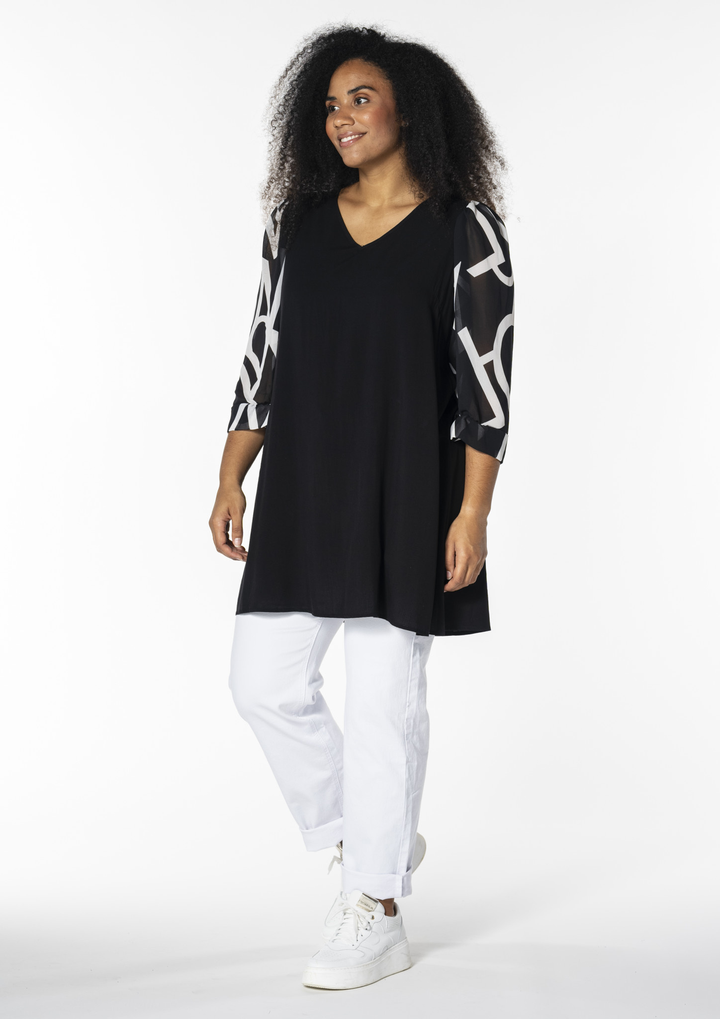 Studio SKyra Tunic with chiffon sleeves