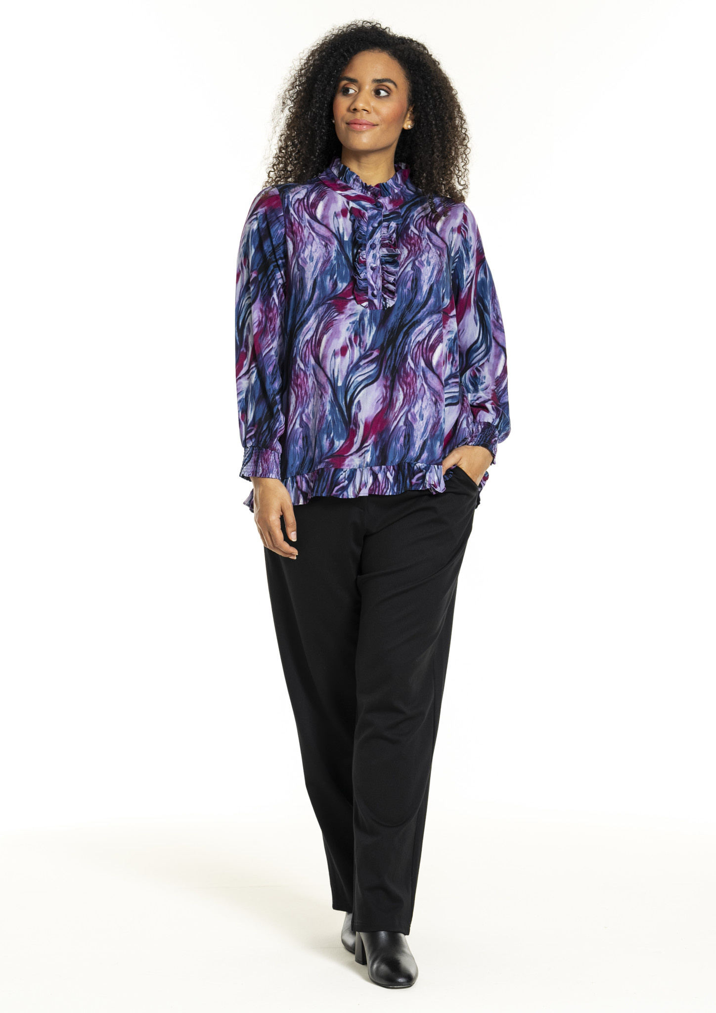 Studio SInger shirt with smock