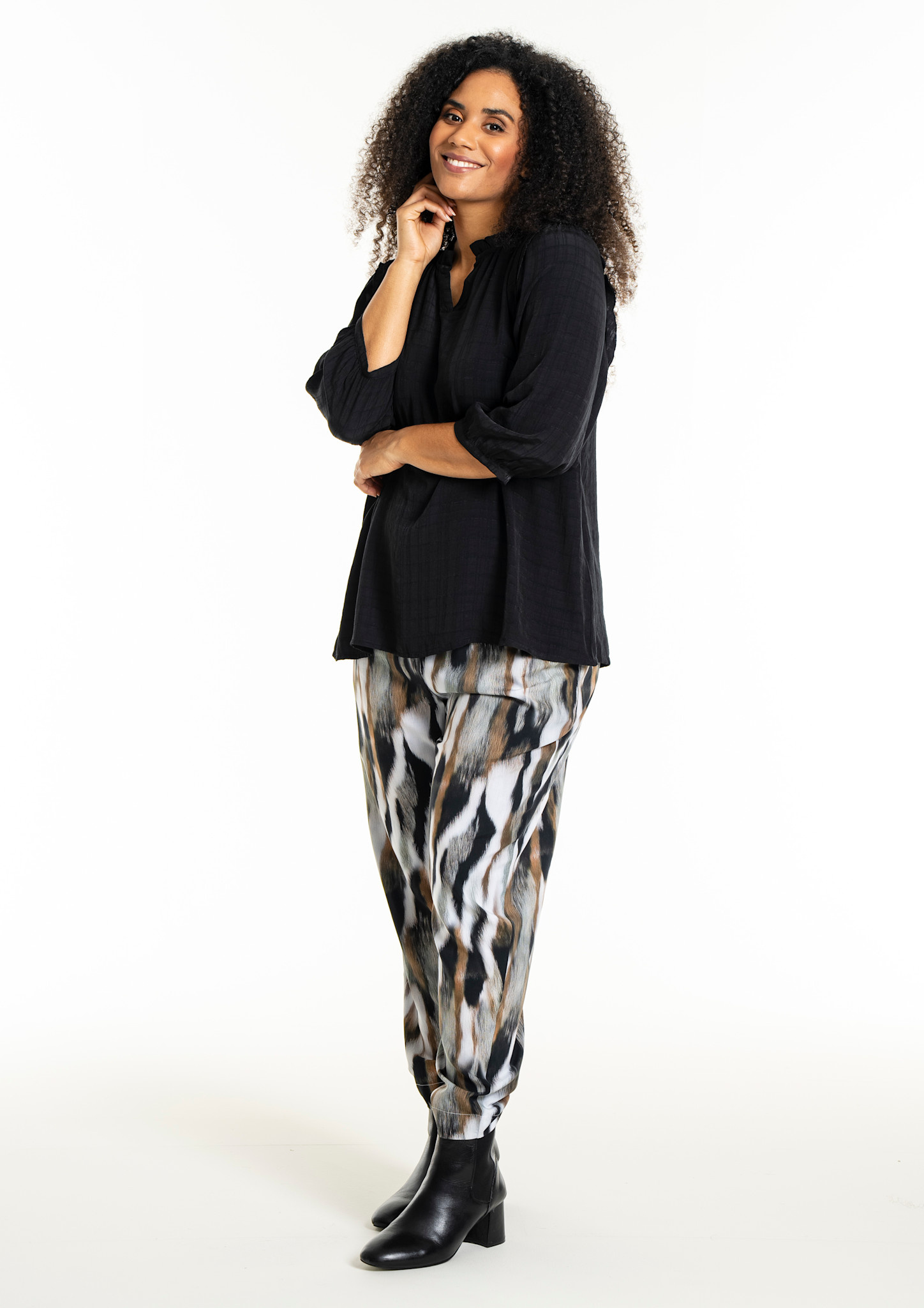 Studio SLilly Shirt with flounces