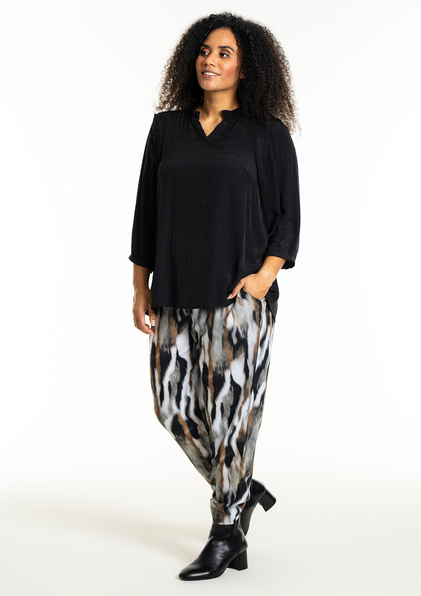 Studio SLilly Shirt with flounces