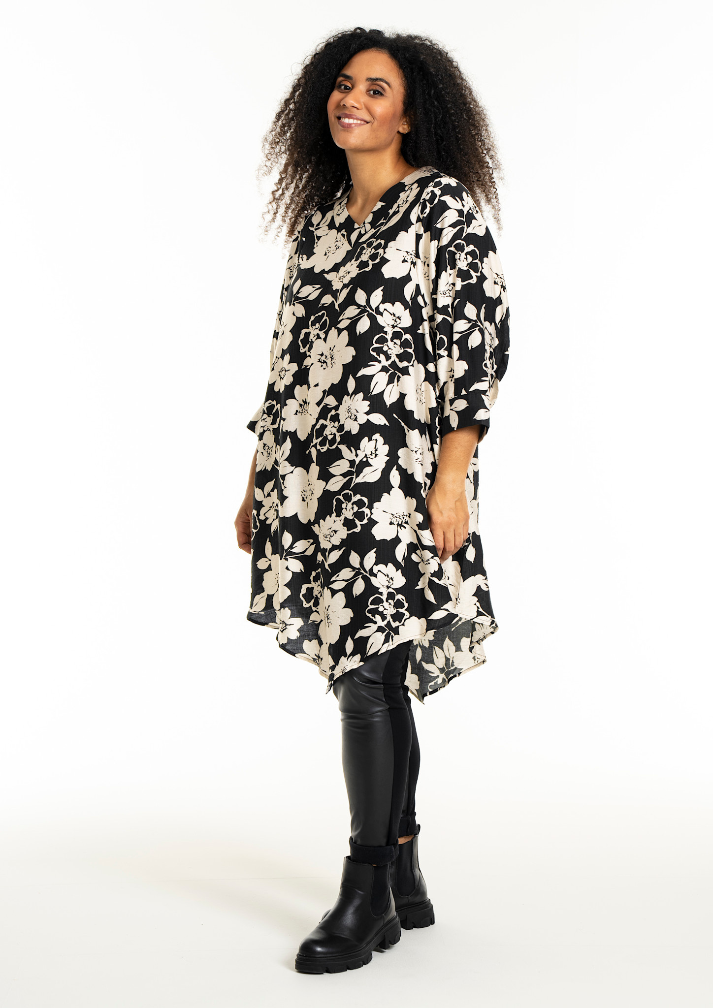 Studio SJuline Tunic